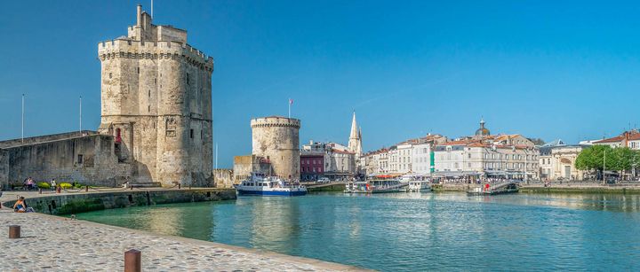 Agence marketing digital La Rochelle – Uzerhack